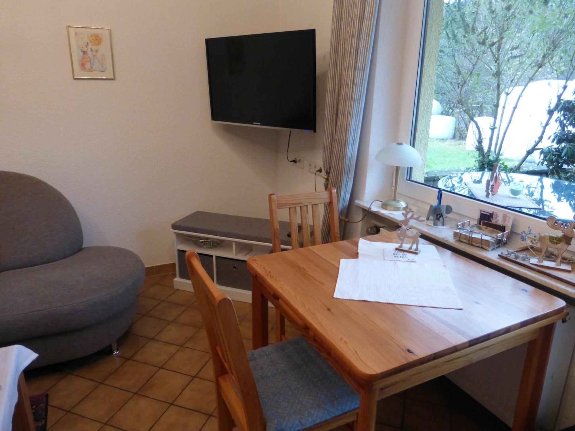 Apartment In The Odenwald With Terrace Mossautal Luaran gambar