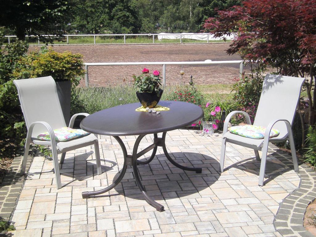 Apartment In The Odenwald With Terrace Mossautal Luaran gambar